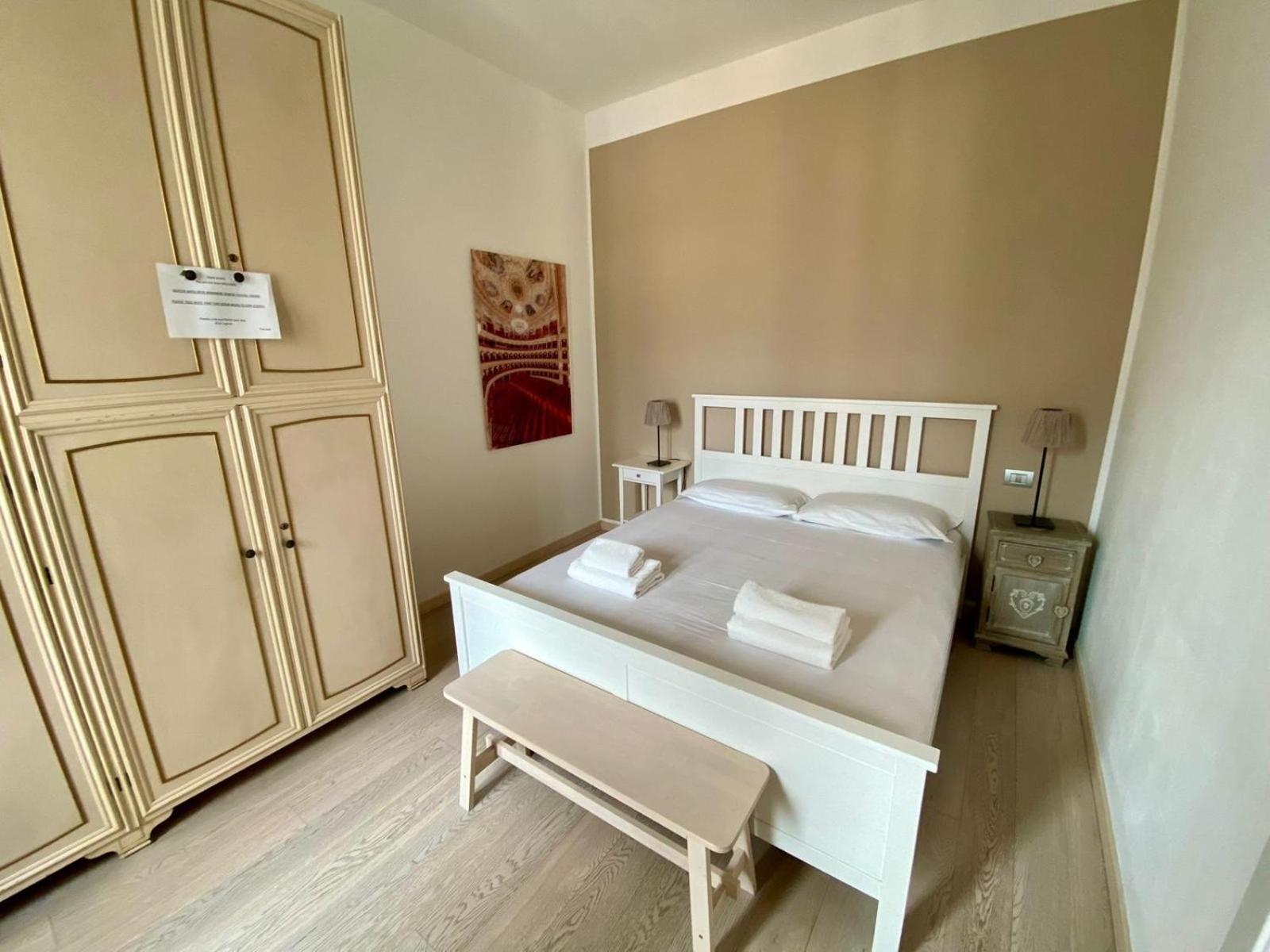 Piazzale Susa Bright Flat Con Veranda ميلان المظهر الخارجي الصورة